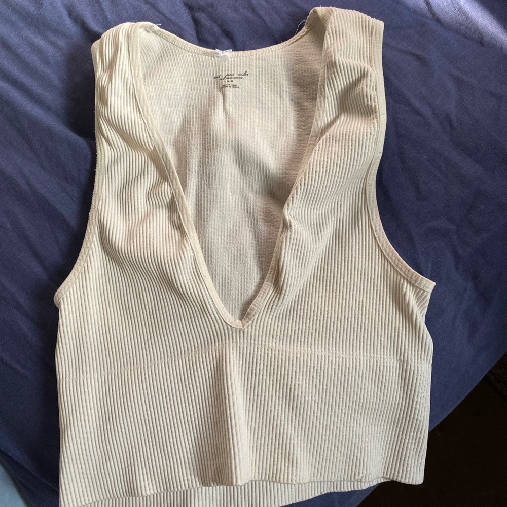 urban out from under top